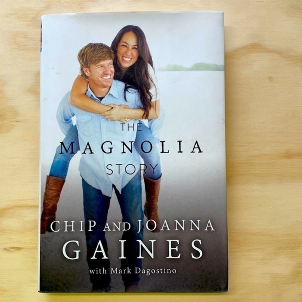 The Magnolia Story- Chip & Joanna Gaines hardcover‎ Book